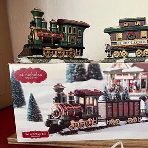 St. Nicholas Square 3 pc. Train Set